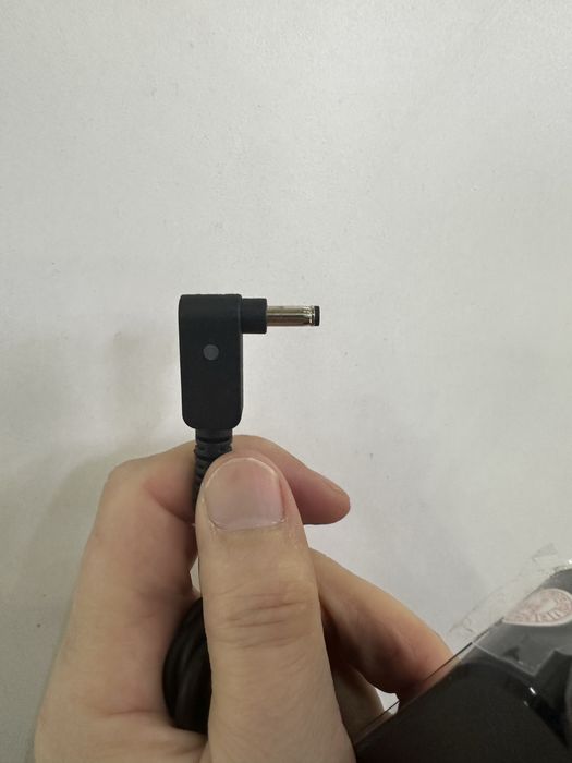 Зарядка на ноутбук Асус