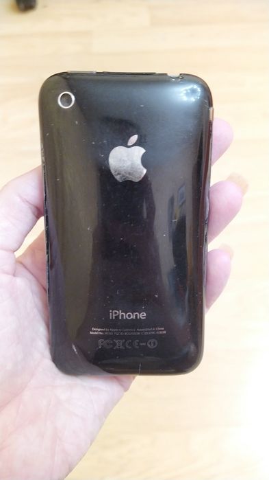 iPhone 3GS на запчасти