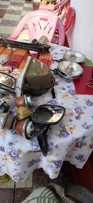 oglinzi  auto   dacia  1300  si alte  scule pret  850  lei