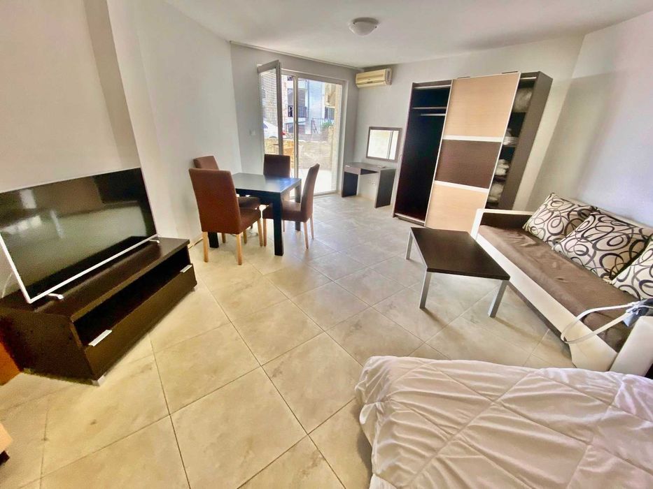 Продава се Едностаен апартамент в Свети Влас - 54 кв.м за 908 €/кв.м - Снимка #3