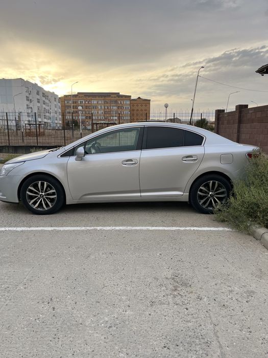 Продается Toyota avensis