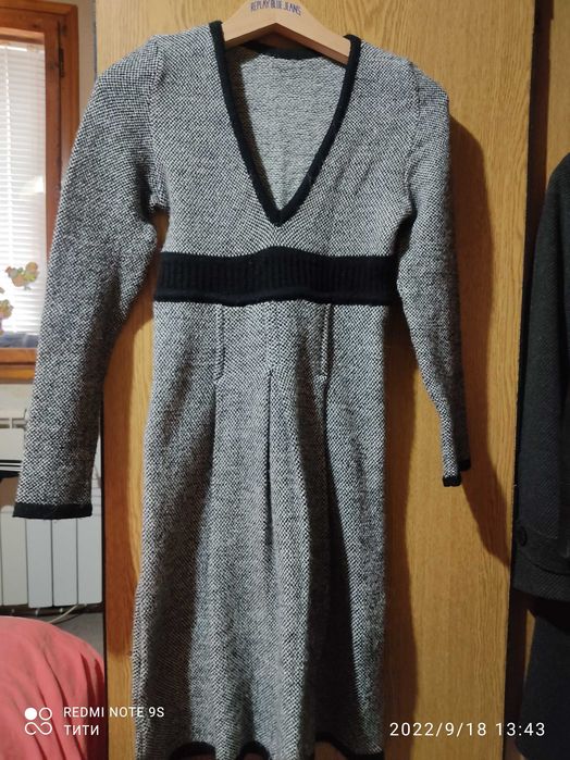 Рокля плетиво с висока талия