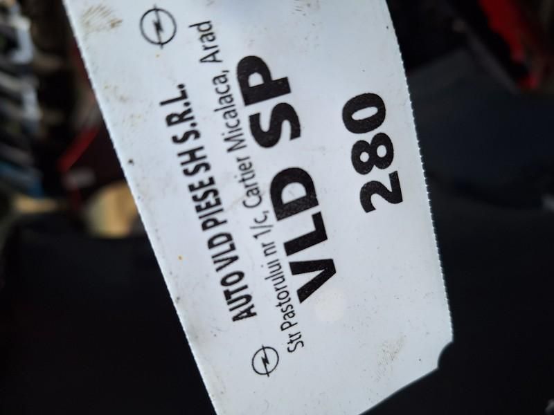 Bara spate hatchback Opel Astra J