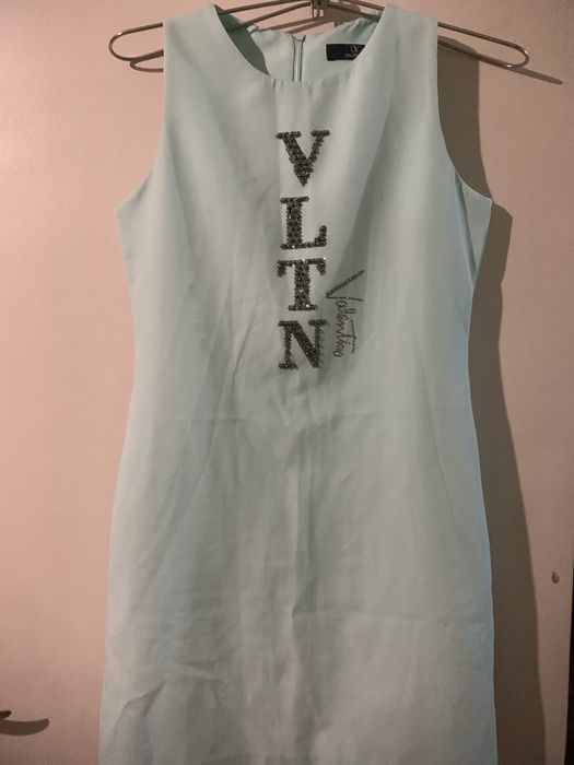 Като нови три рокли