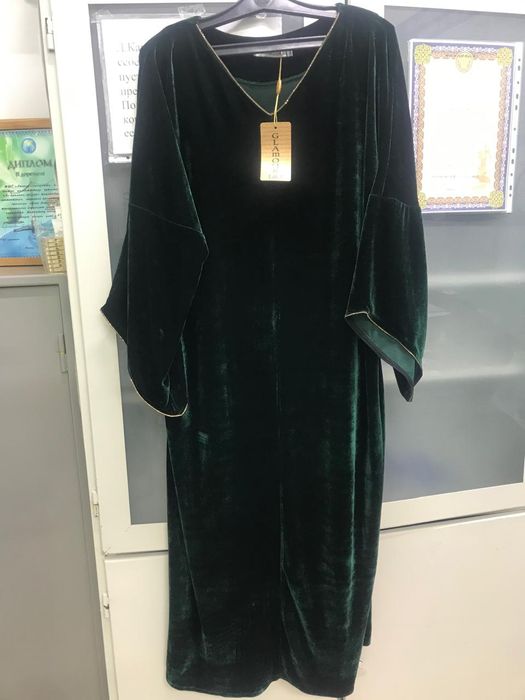 Женское платье белюровый