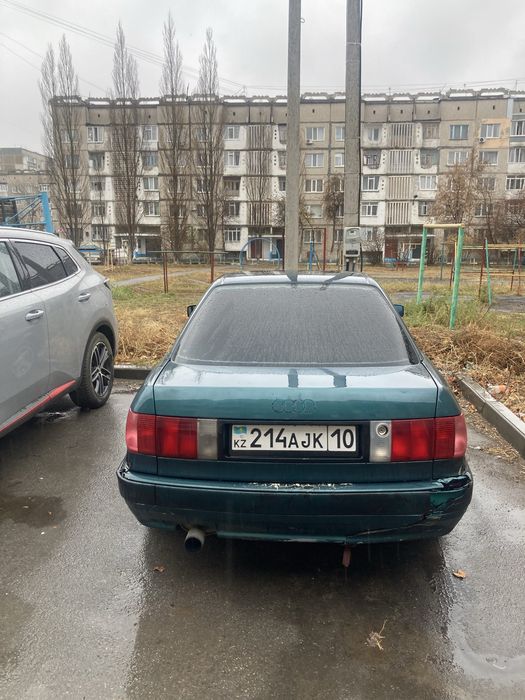 Продам Ауди 80 б4