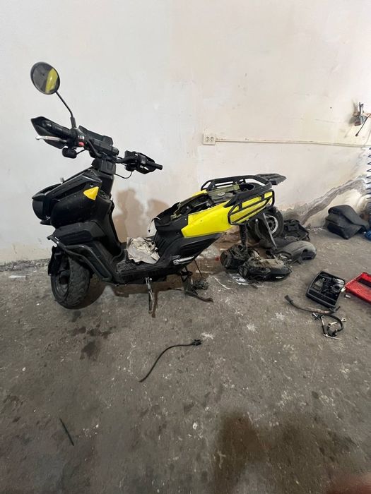 Skuter remont, oldi soti