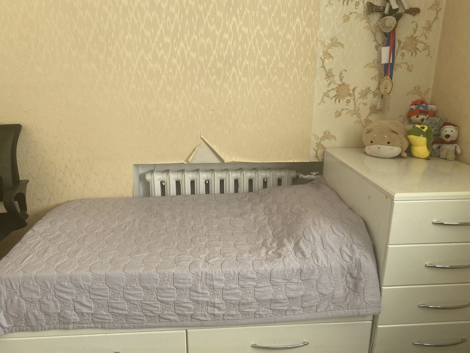 Продам мебель в детскую