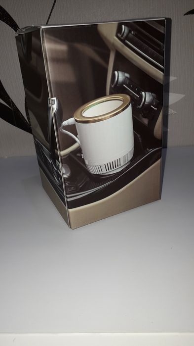 Aparat de răcit/incălzit doză-sticlă pentru mașină, negru