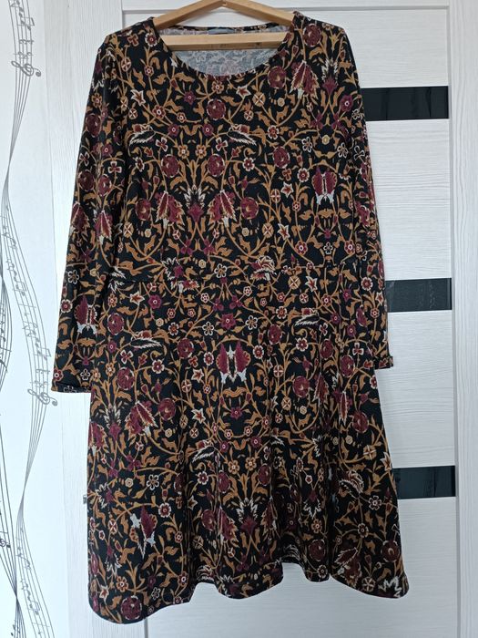 Платье женское б/у