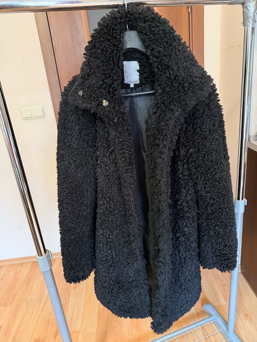 Черно палто от еко косъм