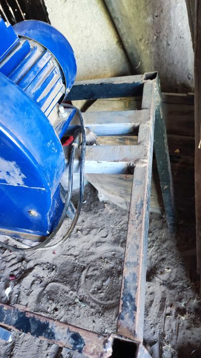 Masina de maruntit furaje / Masina uruiala