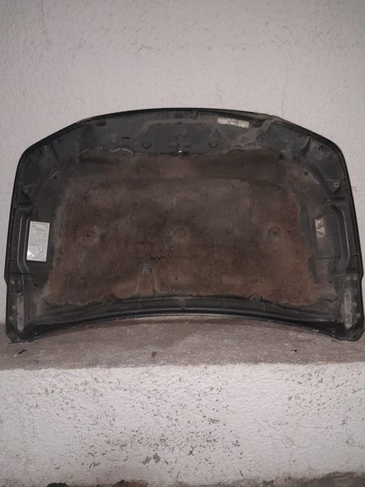 Капот от Suzuki Grand Vitara