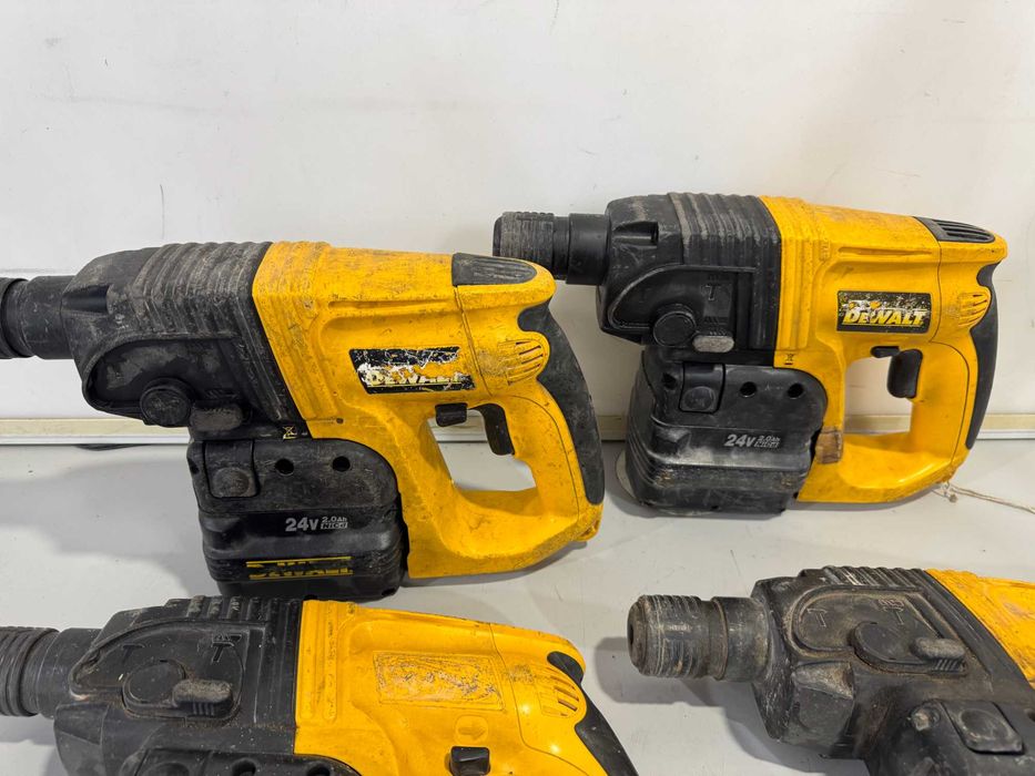 Перфоратор  - Dewalt 24 V /  ЛОТ 44