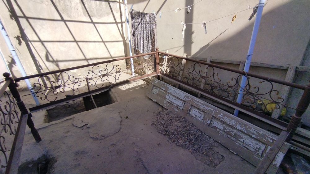 Temir tapchan sotiladi.