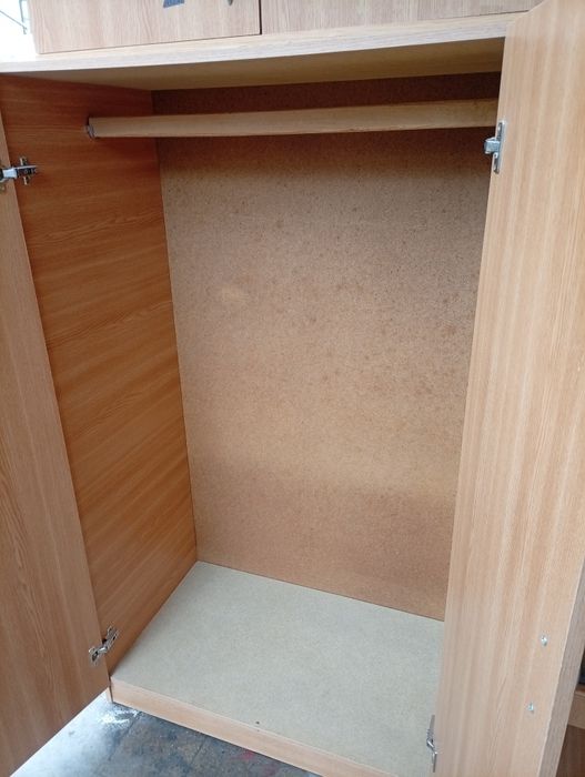 Mobilă de sufragerie șifonier plus dulapuri