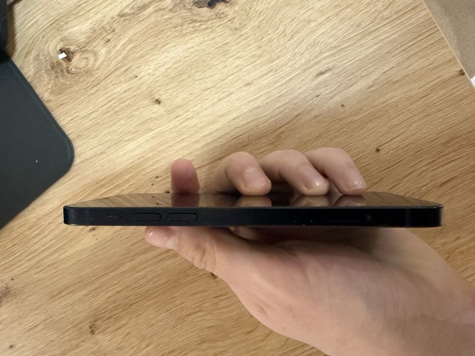 Продава се айфон 12