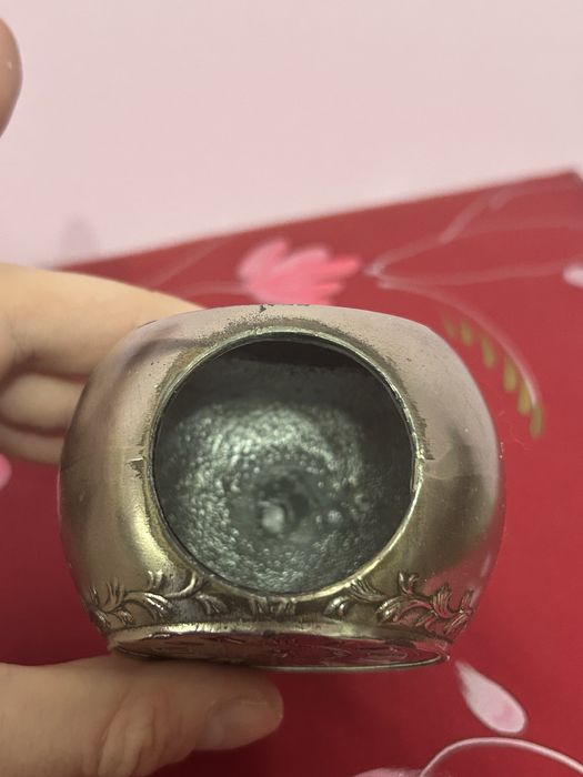 Brichetă de masă vintage pe gaz