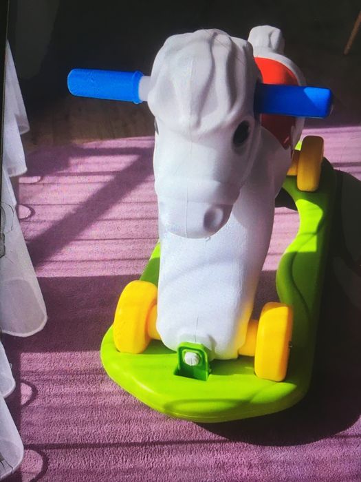 Детска люлка конче, кола за яздене