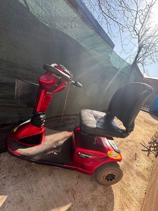 Scuter electric dizabilități Pride Legend