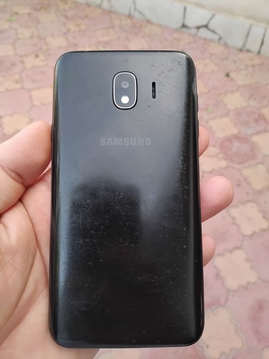 Galaxy j4 sotiladi