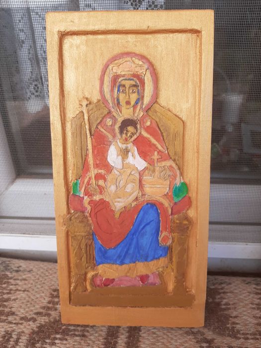 Vand icoana sculptata si pictata handmade cu Maica Domnului cu Pruncul