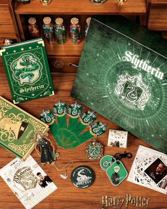 Слидерин подаръчна кутия и още