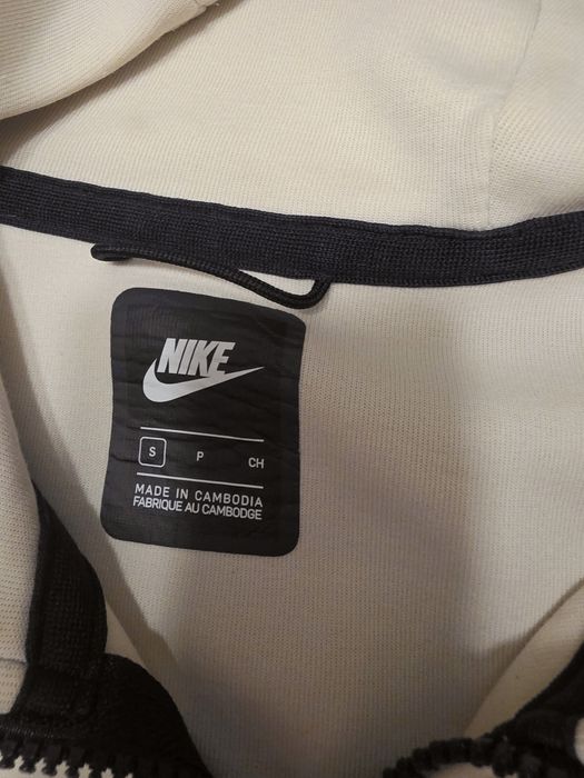 Bluză Trening Nike mărimea S stare foarte bună