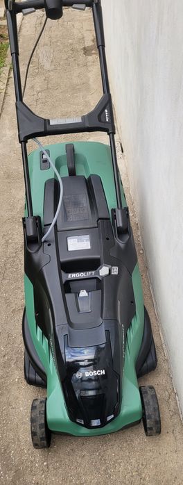 Косачки Bosh Advanced Rotak 36-950