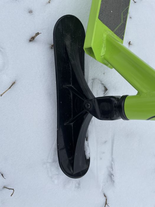 Продам снегокат KHL