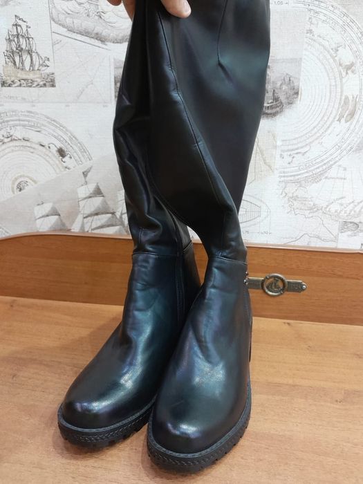 Сапоги женские - ботфорты