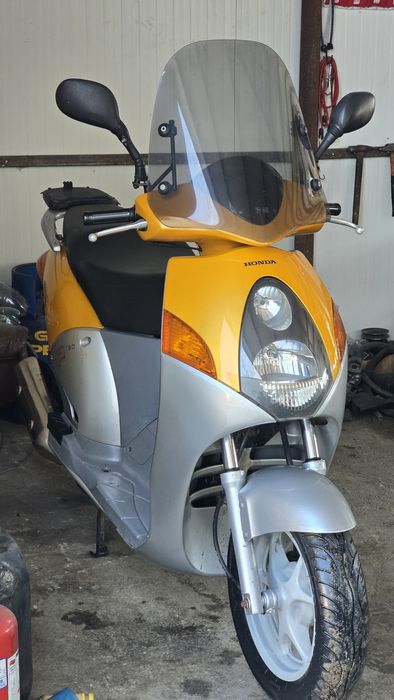 Scuter Honda NES150 / înmatriculat