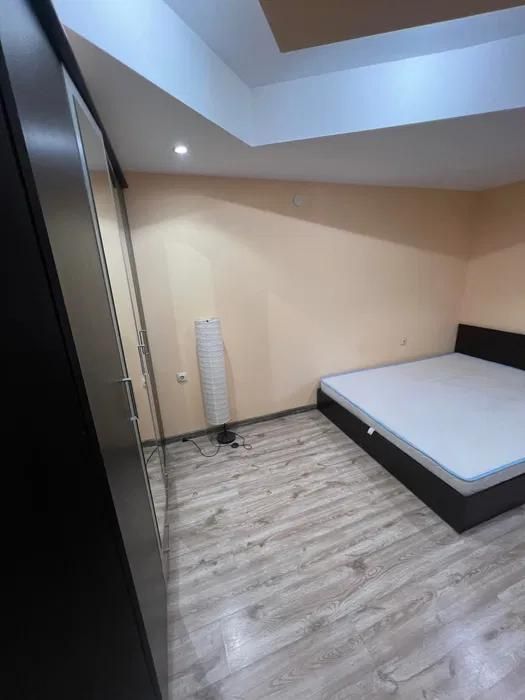 Дава се под наем Тристаен апартамент в София, Зона Б-5 - 75 кв.м за 750 € - Снимка #5