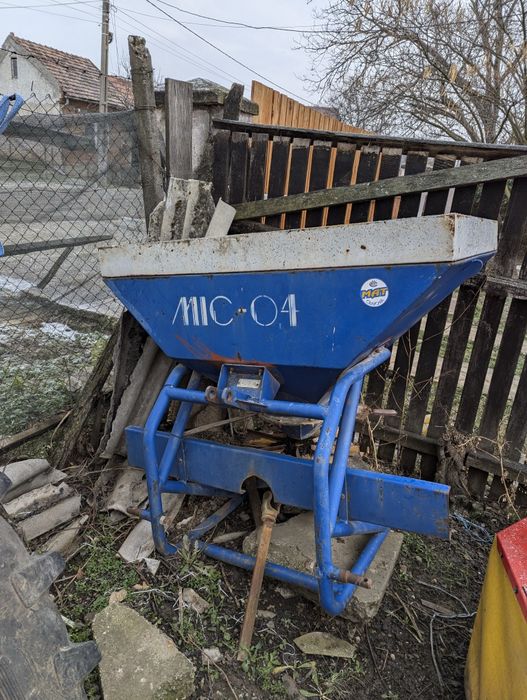 Mic MA împrăștiat azot. Stare buna de functionare