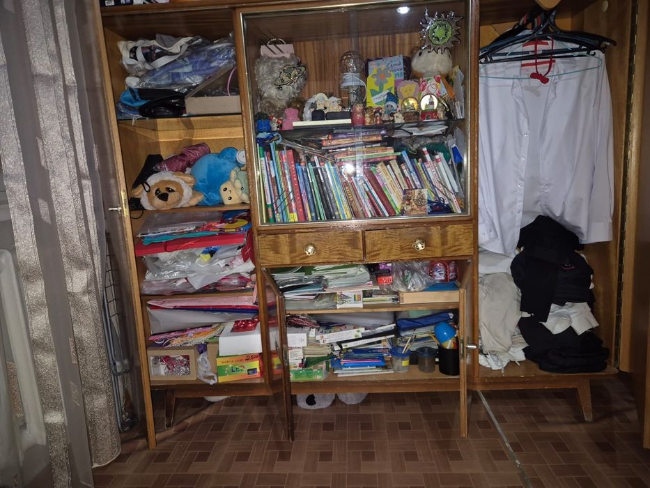 Шкаф. Бесплатно.