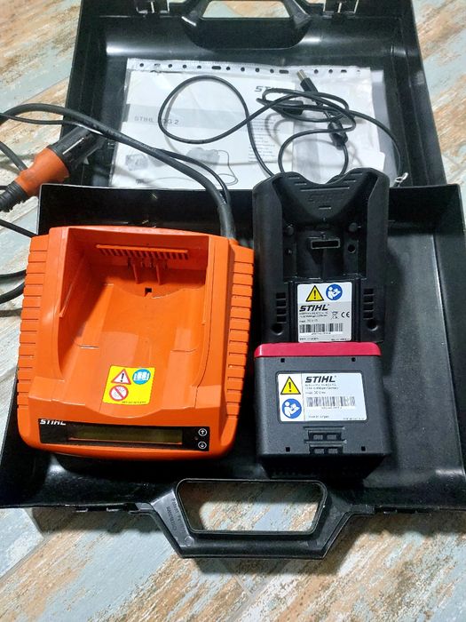 Tester încărcător baterii STIHL AGD2