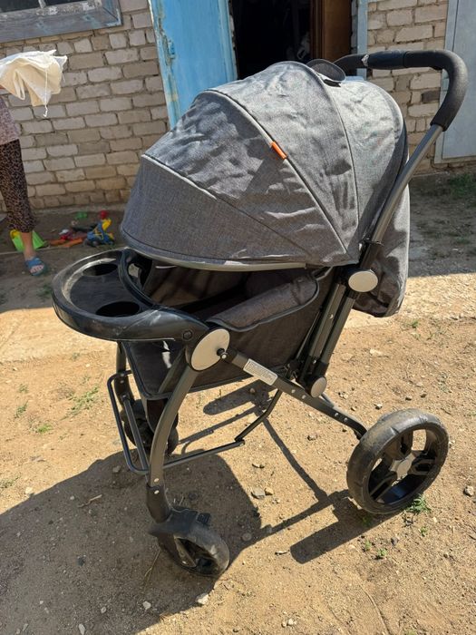 Продам коляску детскую б/у