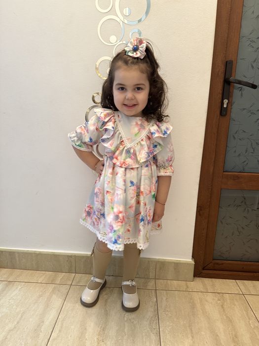 Rochita eleganta si accesoriu par marime 2,4 ani