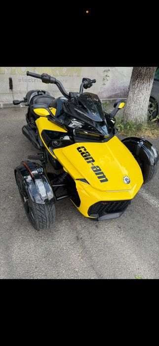 Can am spyder 2023