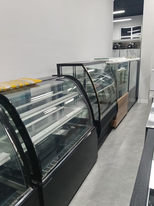 Кондитерские витрины