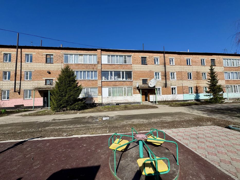 Продается 3х комн квартира п. Белоусовка
