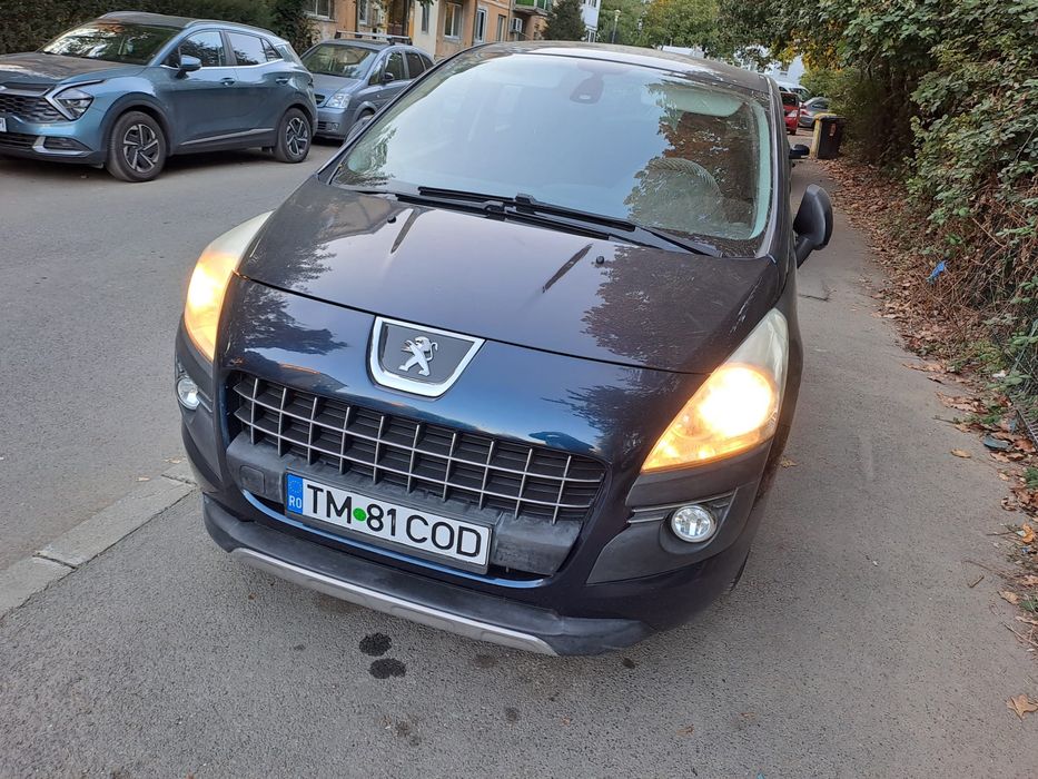 Peugeot 3008, 1,6 Hdi,An 2011, 2300 €,(atentie la caroserie)