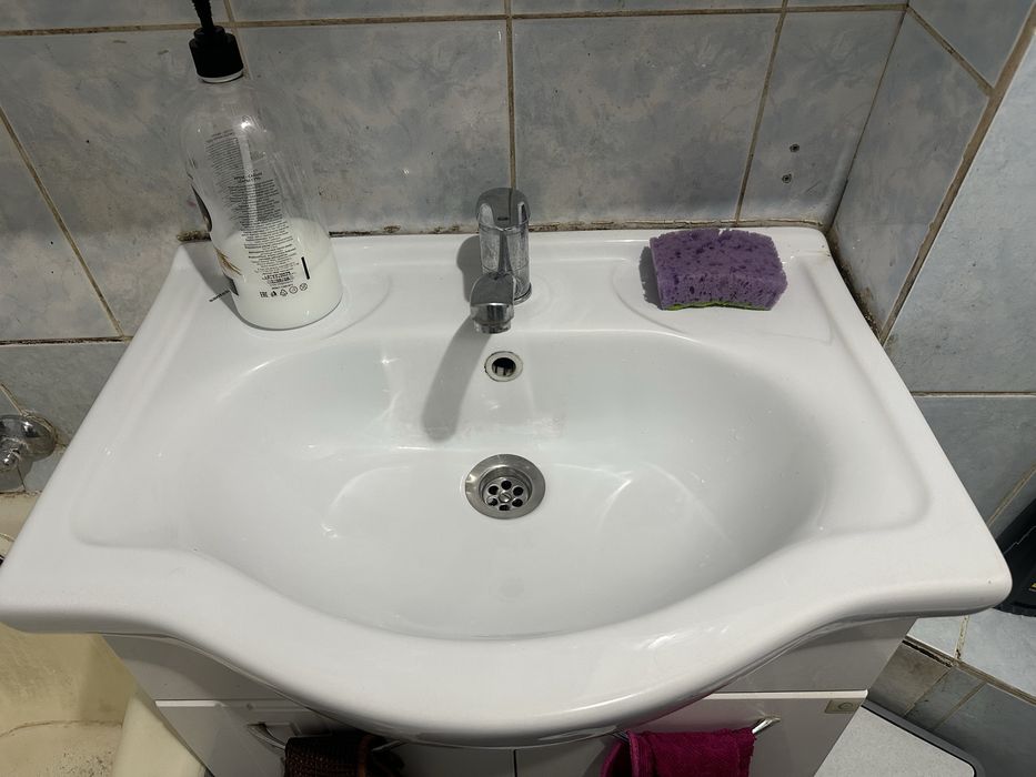 Продам Тумбу с Раковиной