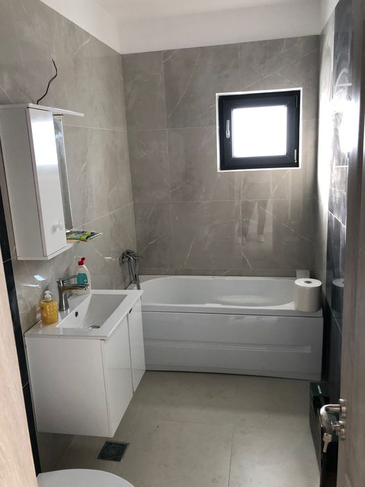 Garsoniera 31 mp ( include balcon 4mp), Bragadiru Raza int CB