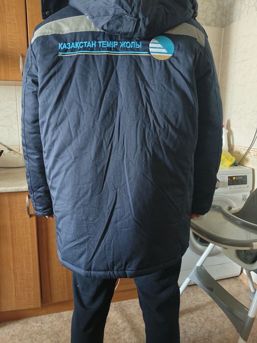 Продам спец куртку