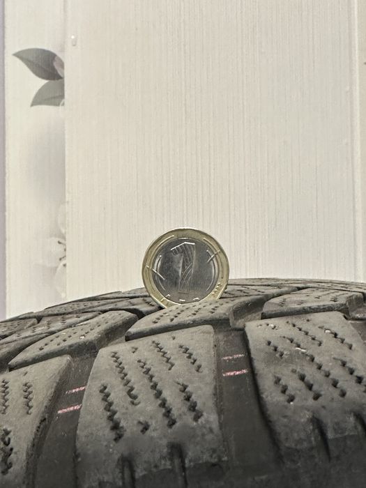 Гуми Dunlop Winter sport 5 215/55/17