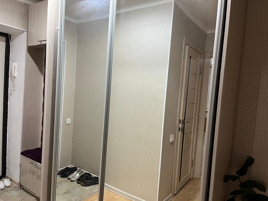 продам шкаф купе для прихожей