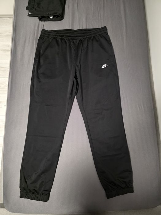 Nike Екип Черен L