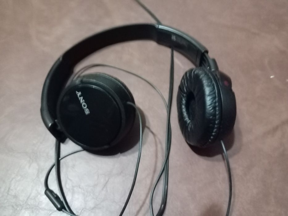Слушалки Sony 20