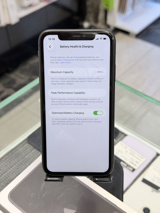 Apple iPhone 11 64Gb Black